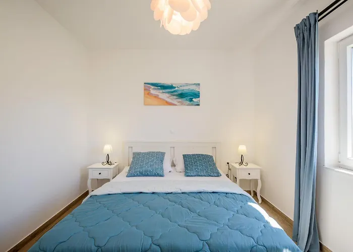 Apartments Morska Vila